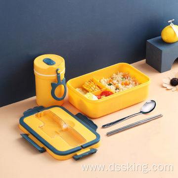 Wheat straw insulation lunchbox with three compartments